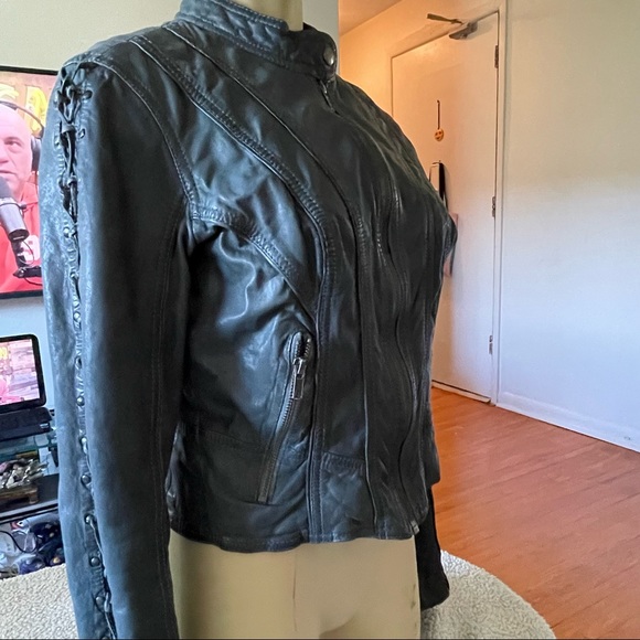 Danier Genuine Leather Biker Jacket - Picture 4 of 11